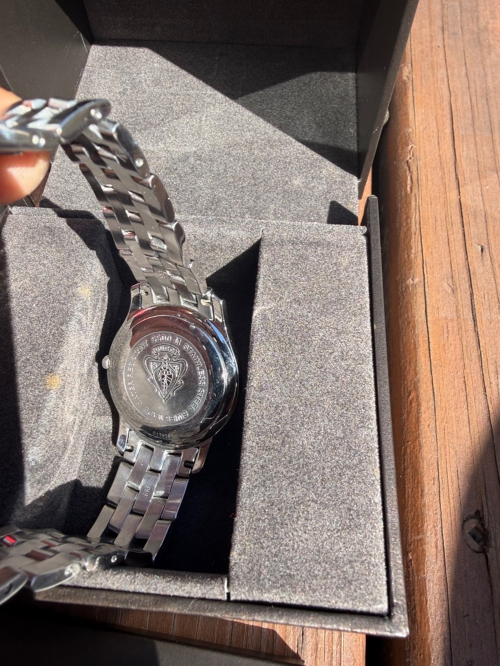 Gucci Silver Bracelet Watch with Black Dial - Picture 3 of 5